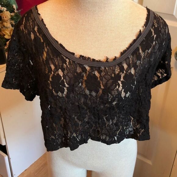 Free People black lace crop top sz S - Picture 1 of 5